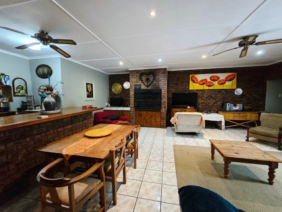 4 Bedroom Property for Sale in Blanco Western Cape